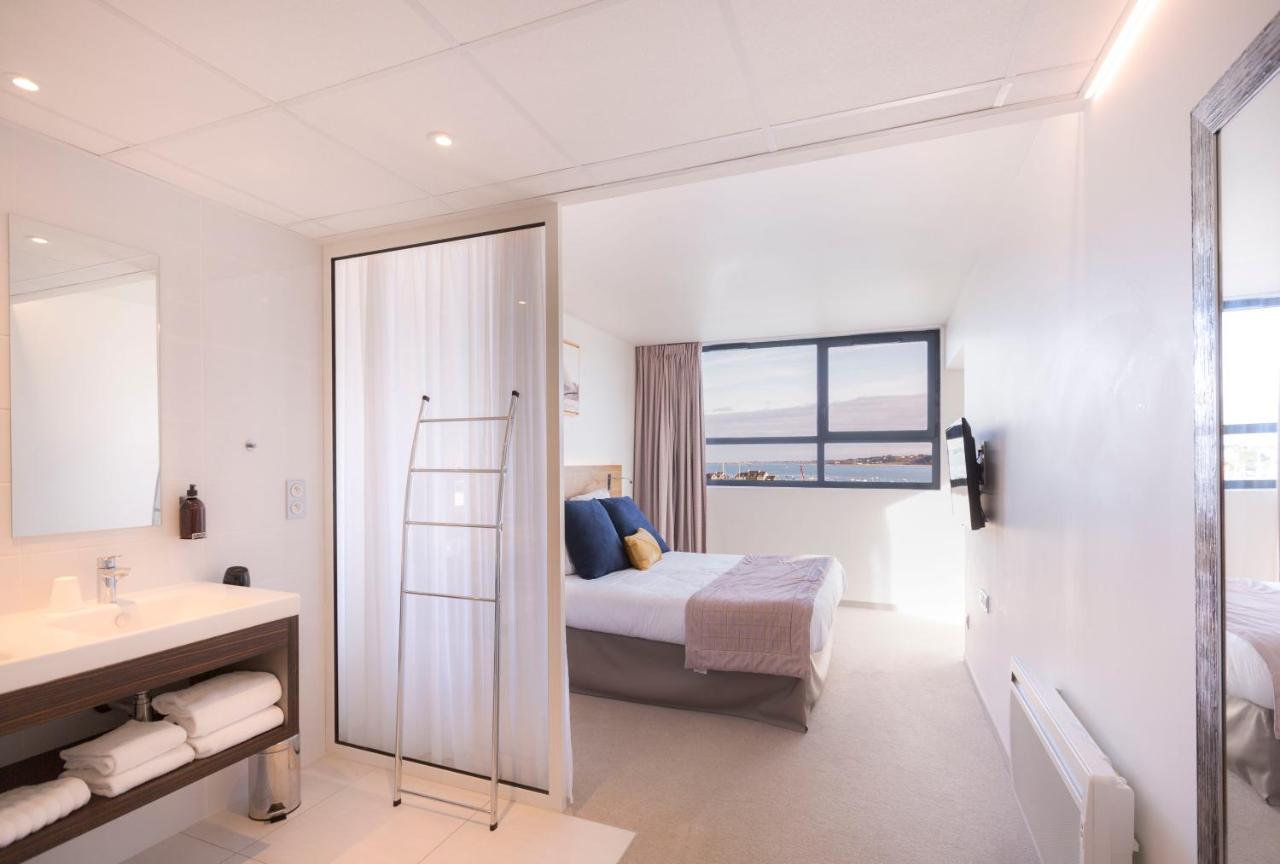 Le Nautica Hotel Перос-Гирек Екстериор снимка
