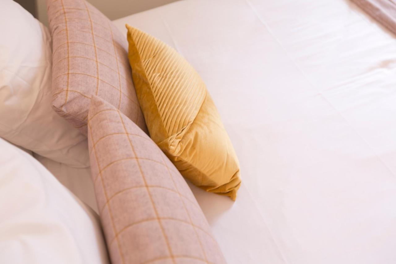 Le Nautica Hotel Перос-Гирек Екстериор снимка