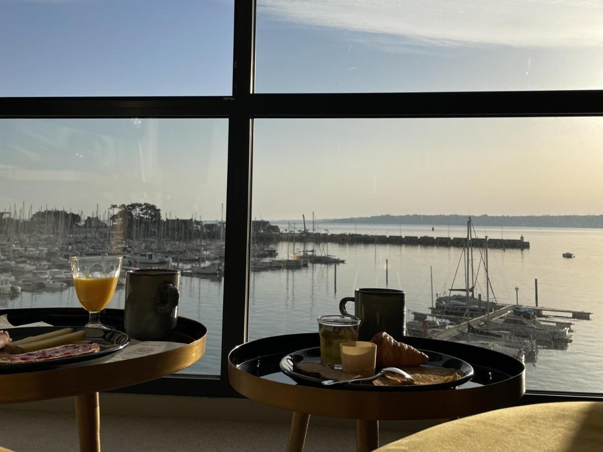 Le Nautica Hotel Перос-Гирек Екстериор снимка