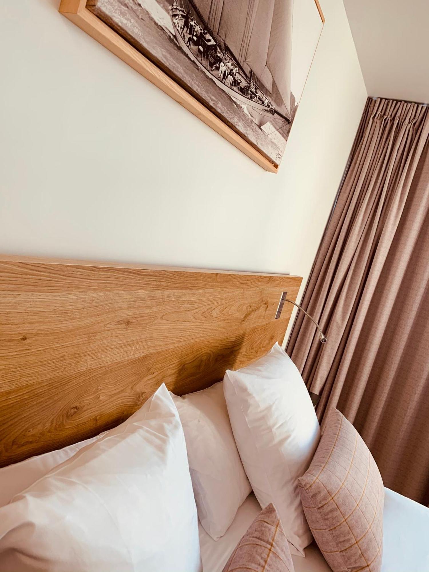 Le Nautica Hotel Перос-Гирек Екстериор снимка
