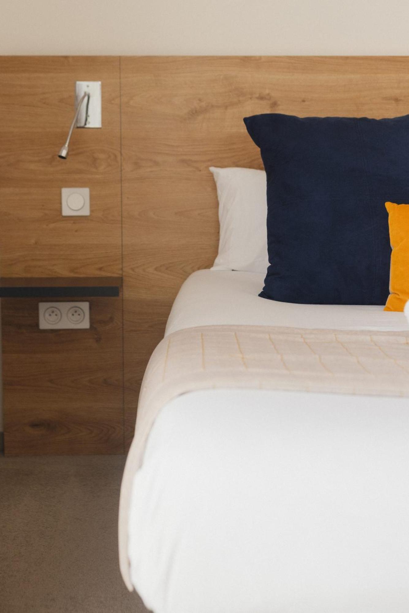 Le Nautica Hotel Перос-Гирек Екстериор снимка